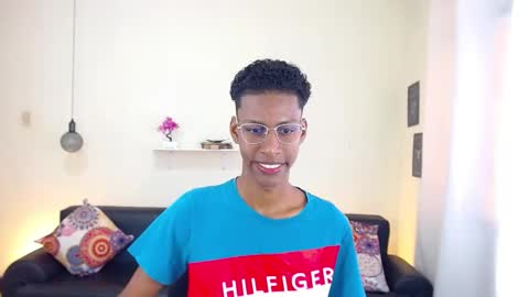 Snapshot of maiki18 chatting on 11, 2, 2025 I am Maik online show from 11, 2, 2025