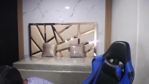 Snapshot of maily_a_ chatting on 29, 10, 2025 Maily online show from 29, 10, 2025