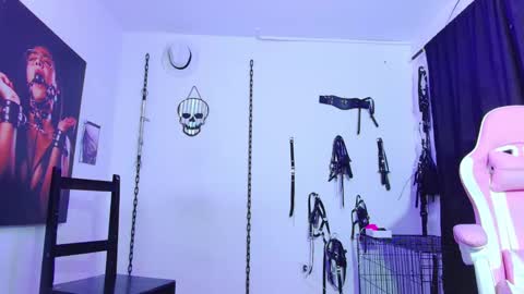 Mailyn online show from 19, 12, 2024