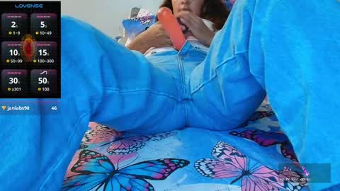 Snapshot of maira_milf chatting on 12, 2, 2025 Maira online show from 12, 2, 2025