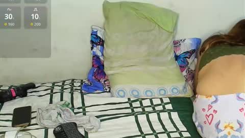 Snapshot of maira_milf chatting on 15, 12, 2025 Maira online show from 15, 12, 2025