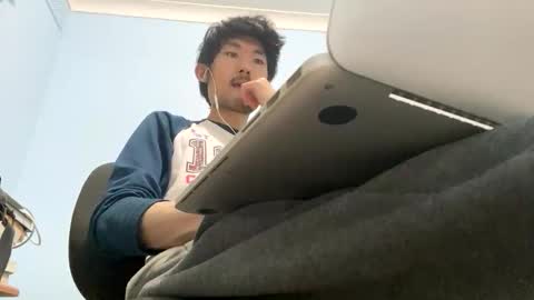 David Sae Hymn Cho online show from 18, 12, 2025