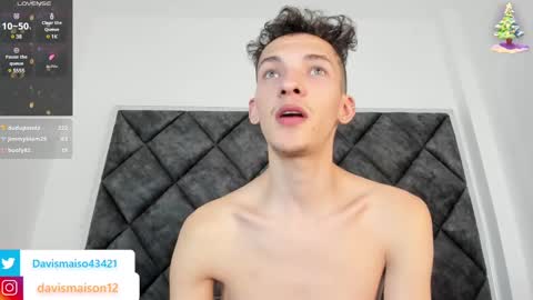 Maison Davis online show from 31, 12, 2024