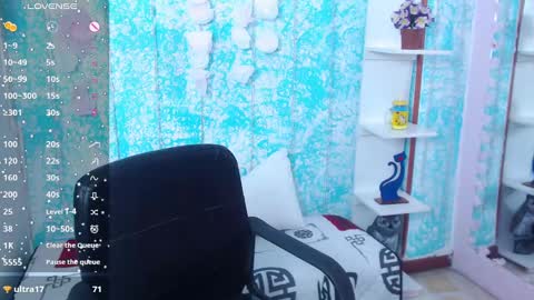 Snapshot of maja_bloom chatting on 17, 1, 2025 Maja online show from 17, 1, 2025