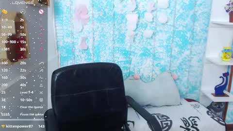 Snapshot of maja_bloom chatting on 25, 1, 2025 Maja online show from 25, 1, 2025