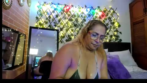 maja_hills online show from 7, 10, 2025