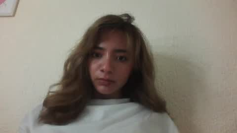 Snapshot of majo_gomezz chatting on 21, 10, 2025 majo_gomezz online show from 21, 10, 2025