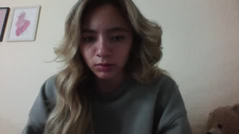 Snapshot of majo_gomezz chatting on 13, 2, 2026 majo_gomezz online show from 13, 2, 2026