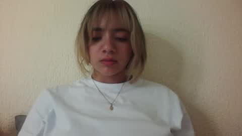 Snapshot of majo_gomezz chatting on 25, 2, 2026 majo_gomezz online show from 25, 2, 2026