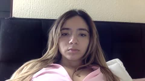 majo_gomezz online show from 2, 7, 2026