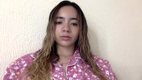 majo_gomezz online show from 15, 7, 2026