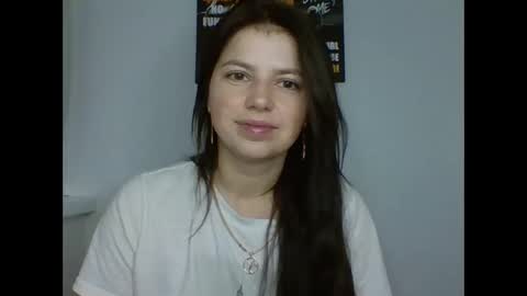 make_mesmile online show from 11, 11, 2025