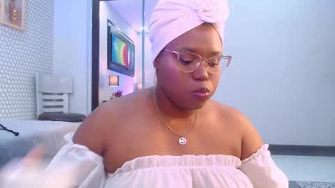 makena online show from 12, 2, 2025