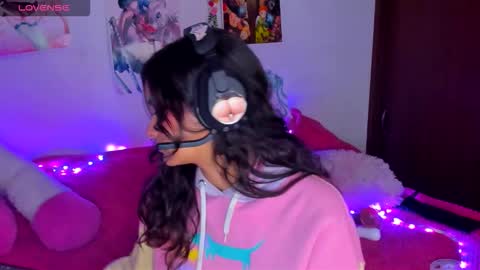 Snapshot of maki_sins chatting on 19, 9, 2025 Maki Sins online show from 19, 9, 2025