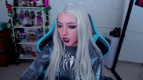 ...  ... online show from 23, 11, 2025