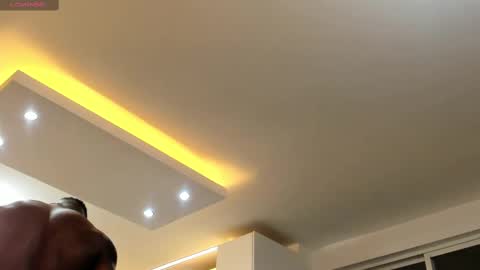 Snapshot of makonneen chatting on 27, 2, 2025 Makonnen online show from 27, 2, 2025