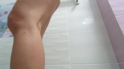 Snapshot of makulato chatting on 13, 2, 2025 Maya online show from 13, 2, 2025