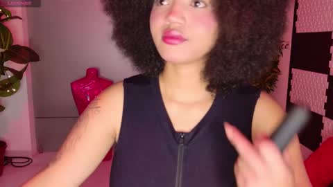   online show from 25, 11, 2025