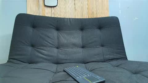 Snapshot of malcompierce chatting on 13, 2, 2025 Malcom online show from 13, 2, 2025