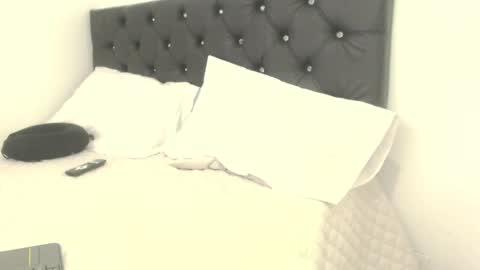 Snapshot of malcompierce chatting on 26, 2, 2025 Malcom online show from 26, 2, 2025