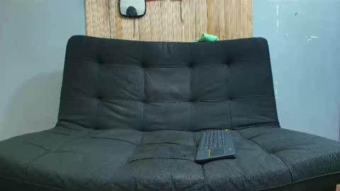 Snapshot of malcompierce chatting on 4, 3, 2025 Malcom online show from 4, 3, 2025