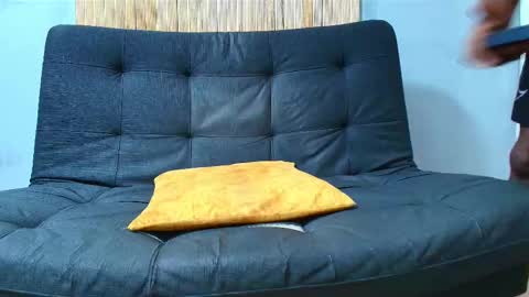 Snapshot of malcompierce chatting on 9, 9, 2025 Malcom online show from 9, 9, 2025