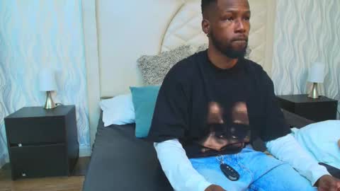 Snapshot of malcompierce chatting on 27, 9, 2025 Malcom online show from 27, 9, 2025