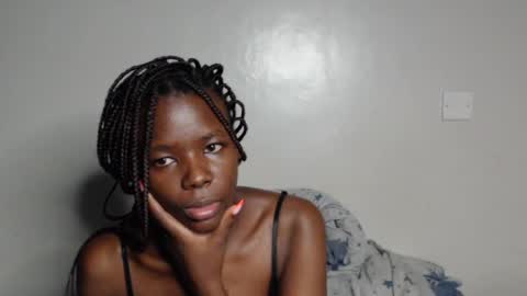 Snapshot of malia_latifa chatting on 14, 7, 2026 lati online show from 14, 7, 2026