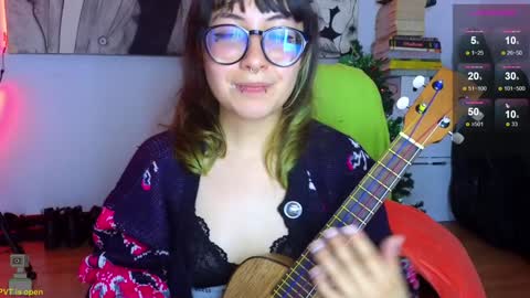 Snapshot of malicia_witch_ chatting on 10, 1, 2025 Mar Alicia Rosie v A L I C I A W I T C - Meg Cherie online show from 10, 1, 2025