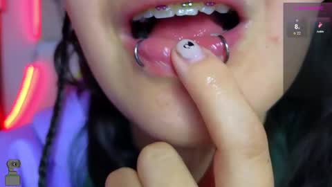 Snapshot of malicia_witch_ chatting on 14, 2, 2025 Mar Alicia Rosie v A L I C I A W I T C - Meg Cherie online show from 14, 2, 2025