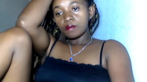 Snapshot of malinah01 chatting on 21, 1, 2025 malinah01 online show from 21, 1, 2025