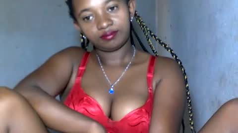 Snapshot of malinah01 chatting on 23, 1, 2025 malinah01 online show from 23, 1, 2025
