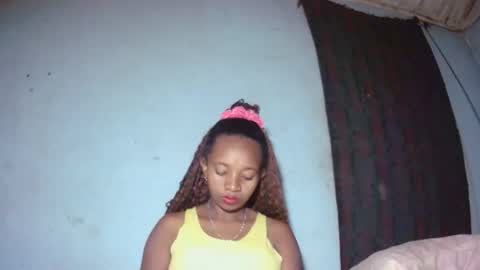 Snapshot of malinah01 chatting on 13, 9, 2025 malinah01 online show from 13, 9, 2025