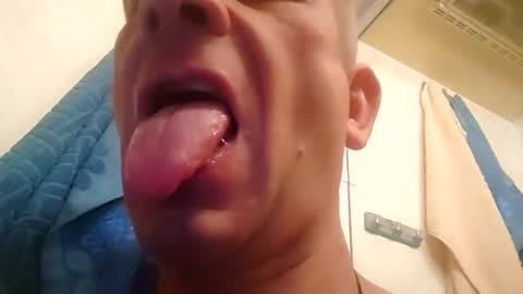 Snapshot of malinowy85 chatting on 4, 10, 2025 malinowy85 online show from 4, 10, 2025