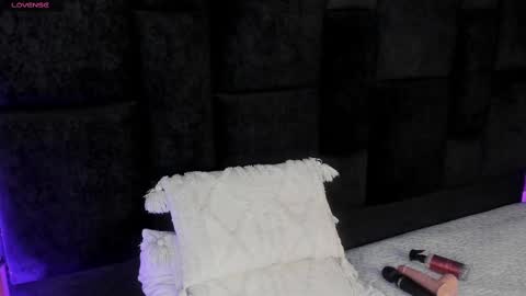 Snapshot of mallory_dietlinde chatting on 26, 9, 2025 mallory_dietlinde online show from 26, 9, 2025