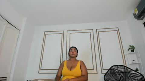 Snapshot of malory_ferrer chatting on 18, 5, 2026 Lory online show from 18, 5, 2026
