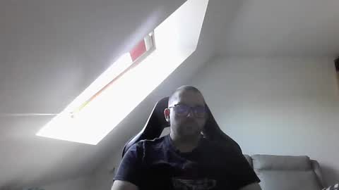 breton online show from 4, 7, 2026