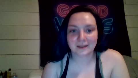 Snapshot of mamabig95 chatting on 5, 7, 2026 bbwgothmom666 online show from 5, 7, 2026