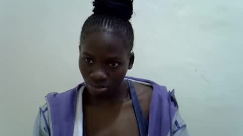 mamichula42 online show from 28, 11, 2025