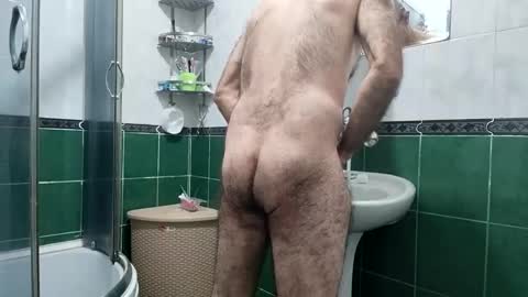 Snapshot of mamuka157 chatting on 1, 10, 2025 mamuka157 online show from 1, 10, 2025