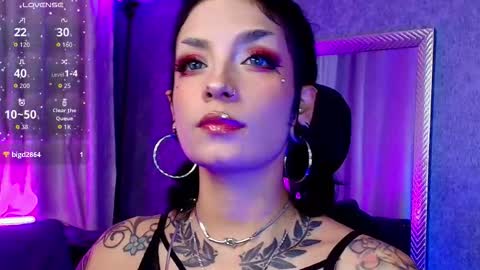 Snapshot of mamushka_ chatting on 19, 9, 2025   online show from 19, 9, 2025
