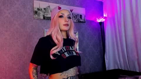 Snapshot of mamushka_ chatting on 27, 4, 2026 online show from 27, 4, 2026