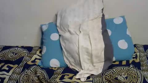 Snapshot of mamuuu_ chatting on 15, 12, 2025 mamuuu_ online show from 15, 12, 2025