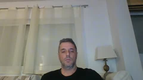 Snapshot of man211172 chatting on 4, 3, 2025 man211172 online show from 4, 3, 2025