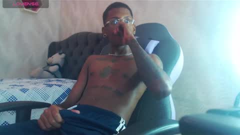 man_san11 online show from 24, 12, 2024