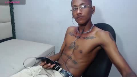 man_san11 online show from 7, 1, 2025