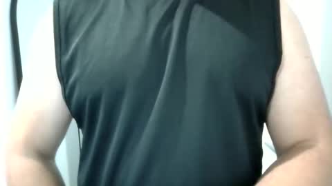 Snapshot of manbroadcasting001 chatting on 8, 3, 2026 manbroadcasting001 online show from 8, 3, 2026