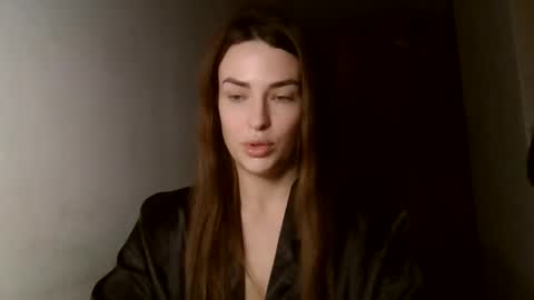 Snapshot of mandibrooks chatting on 23, 11, 2025 MandiBrooks online show from 23, 11, 2025