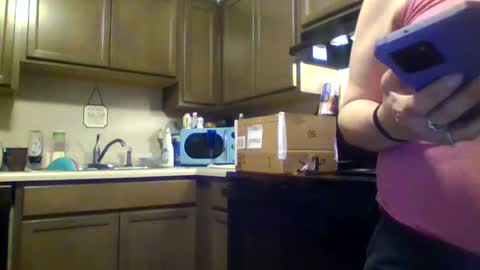 mindy22 online show from 8, 2, 2025