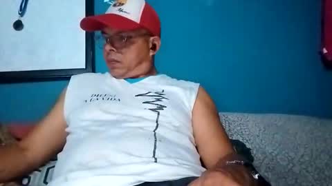 mandrilo7379 online show from 18, 4, 2026